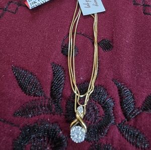 10K Gold Twisted 18" Necklace With Diamond Stones - Elegant Women’s Jewelry